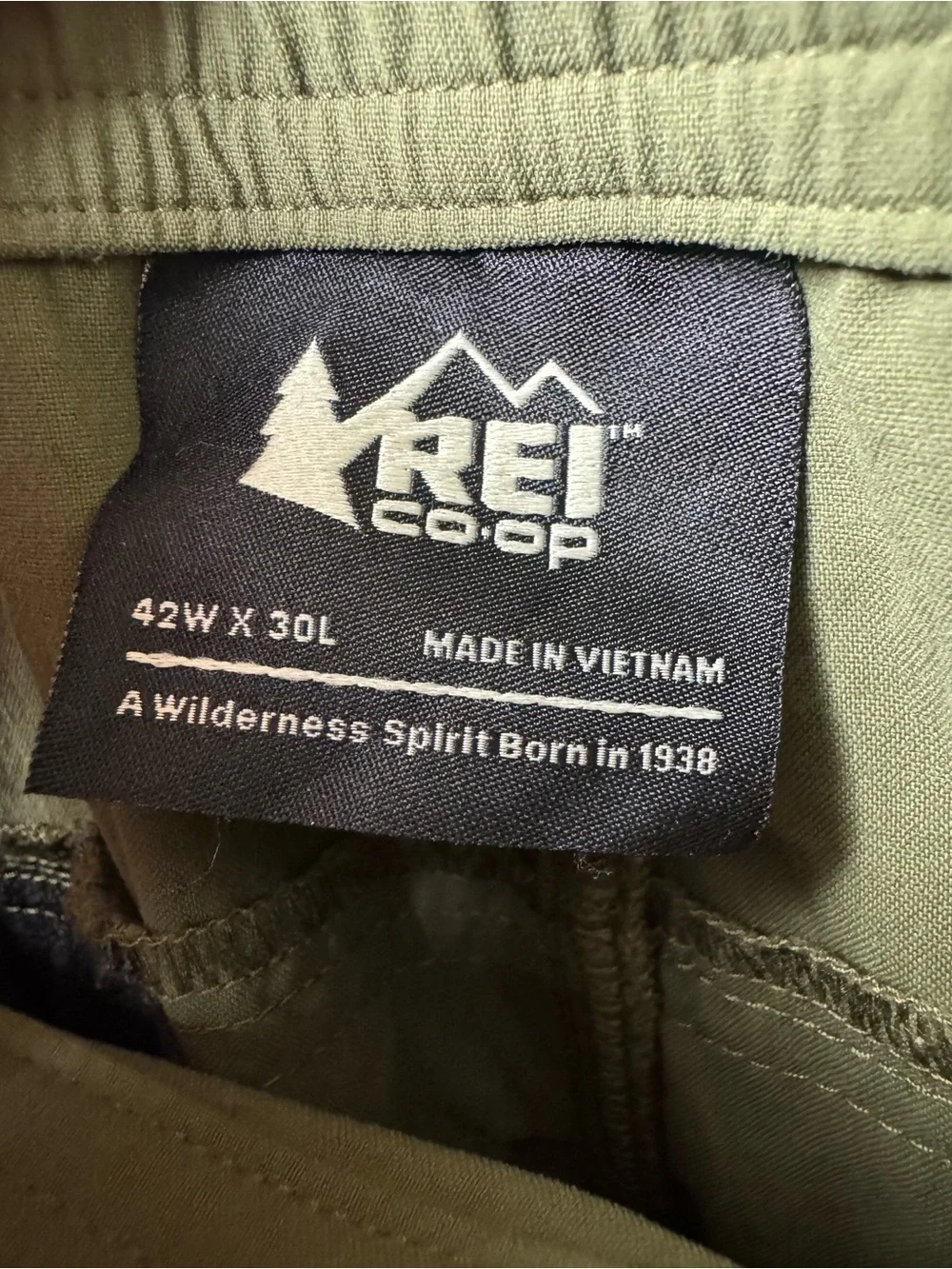REI Co-Op Zip-Off Hiking Pants Convertible Cargo Utility Mens Green 42W x 30L